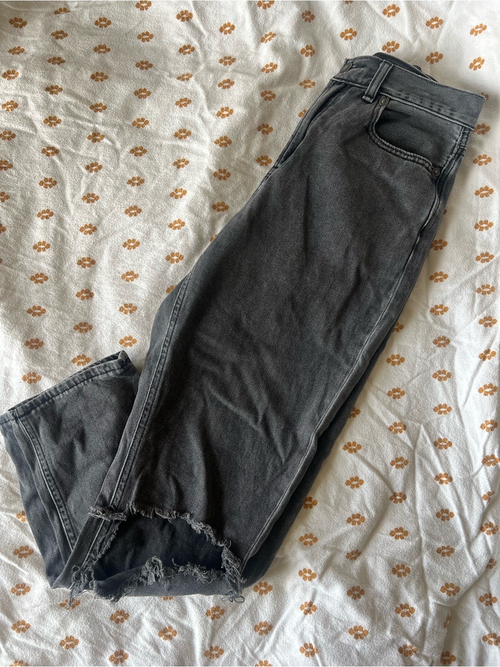 American Eagle Outfitters Straight Leg Jeans in Washed Black
